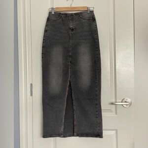 H&M Divided Black Denim Maxi Skirt High Waisted Column Front Vent Size 2